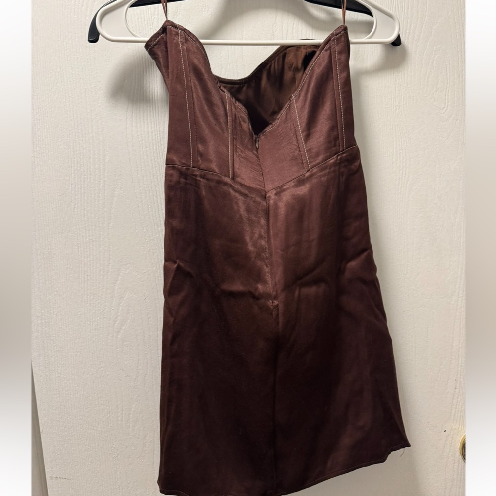 ZARA Top-Stitched Drape Dress |
Brown Size: Medium - Picture 2 of 4